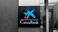 CaixaBank reparte hoy 2.890 millones a sus accionistas: 0,39 euros por título