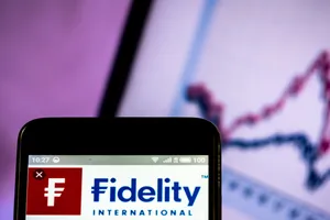 Los jóvenes españoles exigen una rentabilidad del 5,1% a corto plazo en sus inversiones, según Fidelity