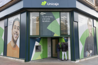 Unicaja sube un 5% en bolsa tras triplicar beneficios en el primer trimestre