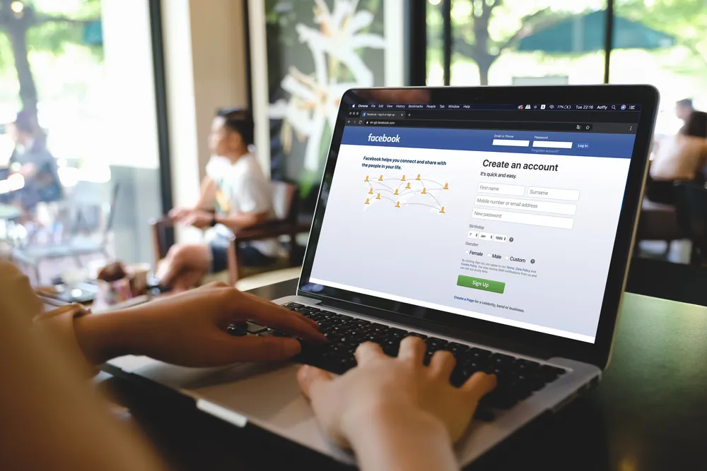 Como invertir en acciones de Facebook