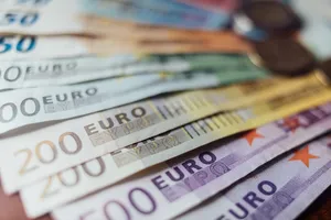 Dividendos en máximos históricos: las tecnológicas de EEUU ya casi reparten lo mismo que los bancos