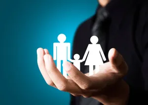 Gratis, entretenido y digital: por qué la generación Z abraza a los ‘influencers’ de las finanzas