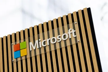 Cara y cruz para las tecnológicas: Microsoft se desploma un 11% y Meta sube un 7,5% tras presentar resultados