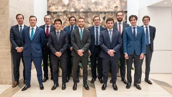 Azvalor elimina la etiqueta de fondo de autor: "Azvalor ya no es una gestora de autor"