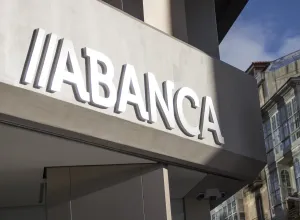 Abanca elimina el límite de 50.000 euros en su Cuenta Sin Comisiones: así quedan las nuevas condiciones