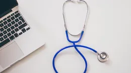 Mejores comparadores de seguros de salud en España: ¿sale más barato que ir a la aseguradora?