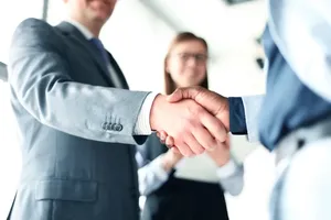 La IA transforma el asesoramiento financiero en España: el 83% de los profesionales la ve como una ventaja competitiva