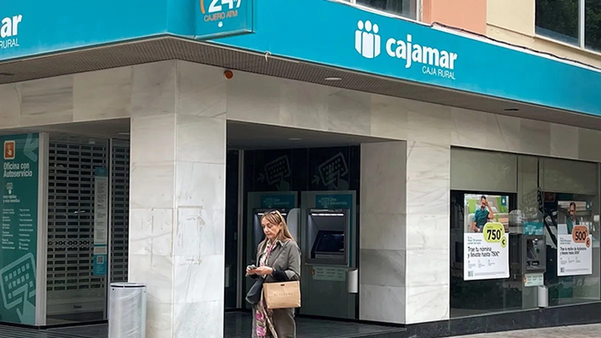Crédit Agricole desembarca en Cajamar con la compra del 9,9% de su matriz por 150 millones