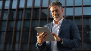 ¿Cansado de mirar la Bolsa a diario? El capital privado se abre al inversor minorista para huir del ruido